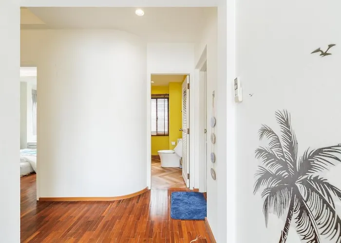 Villa Luxurious 6br With Pool & Games At Sukhumvit Bangkok