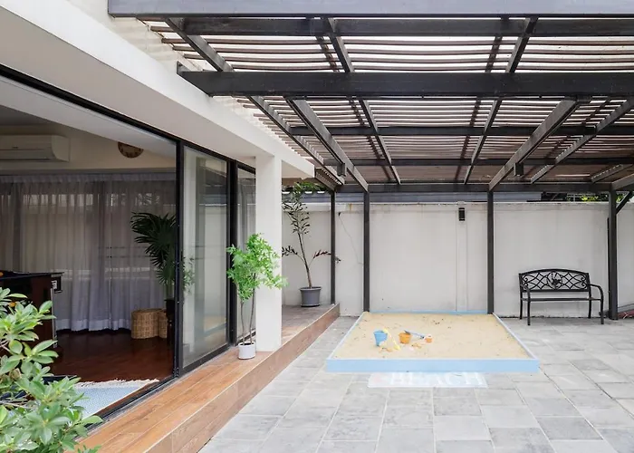 Villa Luxurious 6br With Pool & Games At Sukhumvit Bangkok